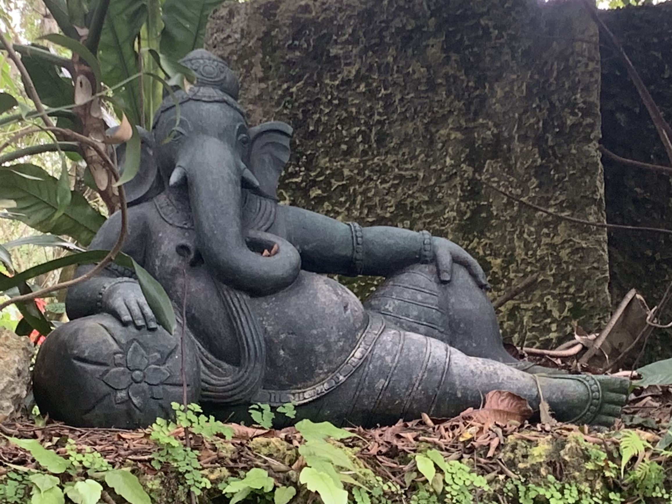 Ganesh garden statue